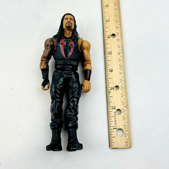 WWE Roman Reigns 2017 Basic Top Picks Wrestling Figure - Picture 5 of 5